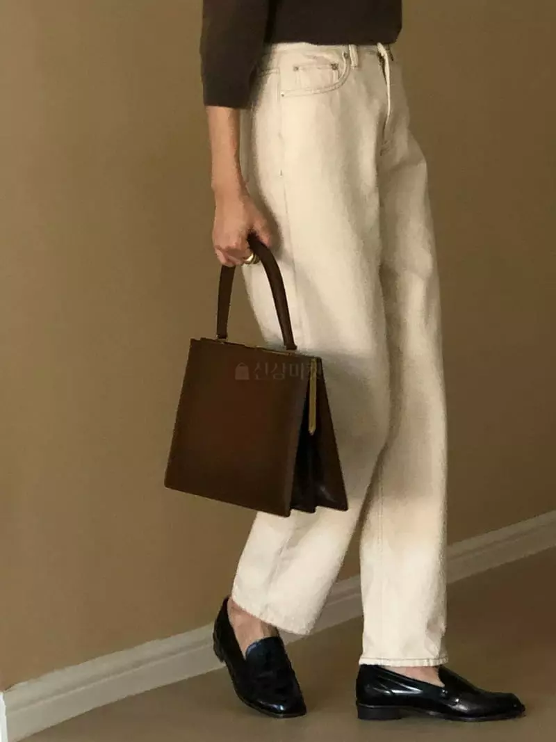 Nan - Korean Women Fashion - #momslook - Tapered Jeans - 5