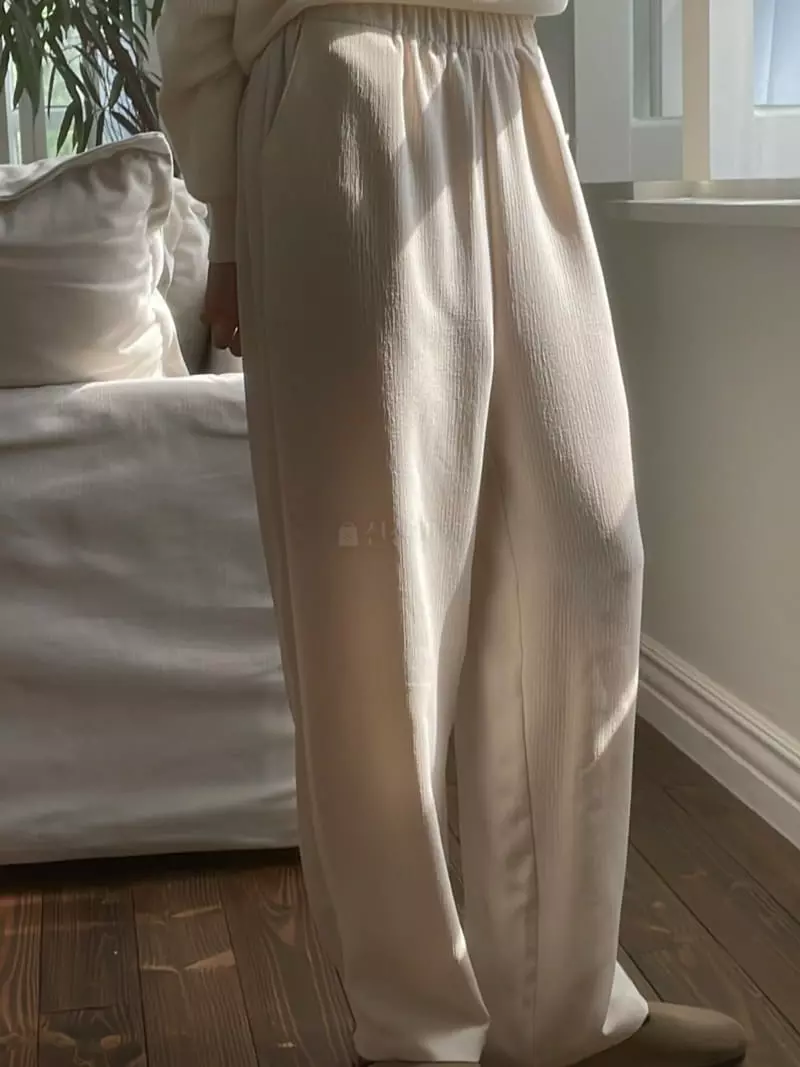 Nan - Korean Women Fashion - #restrostyle - Soft Pants - 6