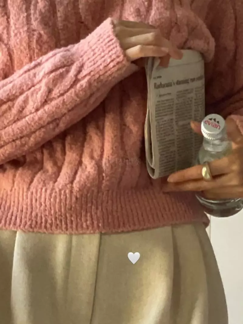 Nan - Korean Women Fashion - #restrostyle - Bookle Twist Knit Tee