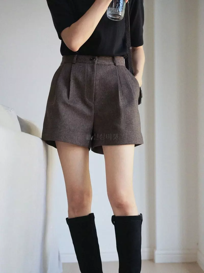 Nan - Korean Women Fashion - #womensfashion - Peanut Shorts