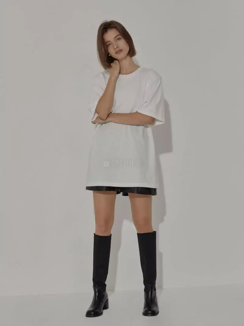 Neroli36 - Korean Women Fashion - #momslook - H Pad Tee - 2