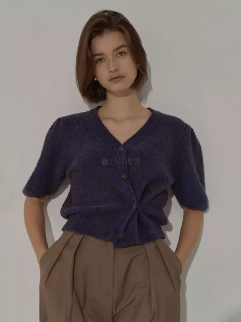 Neroli36 - Korean Women Fashion - #momslook - Two Tone Bookle Cardigan - 2