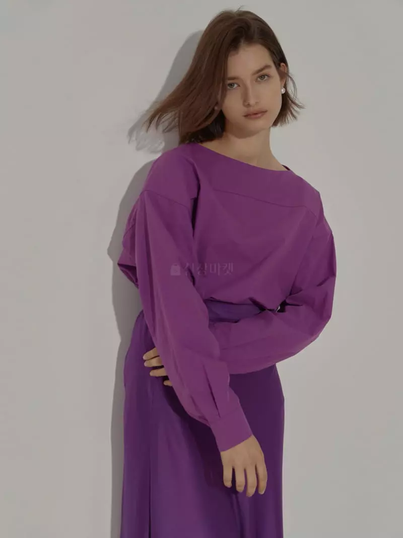 Neroli36 - Korean Women Fashion - #momslook - Square Neck Shirt - 2
