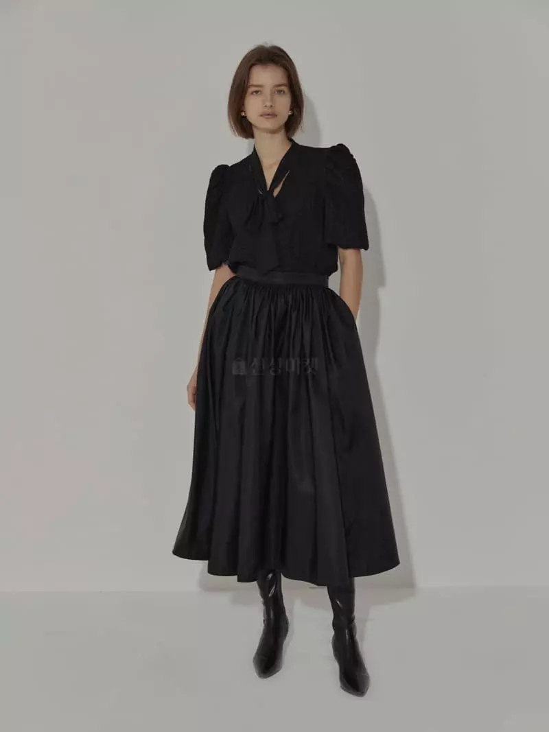 Neroli36 - Korean Women Fashion - #thelittlethings - Line Blouse - 4
