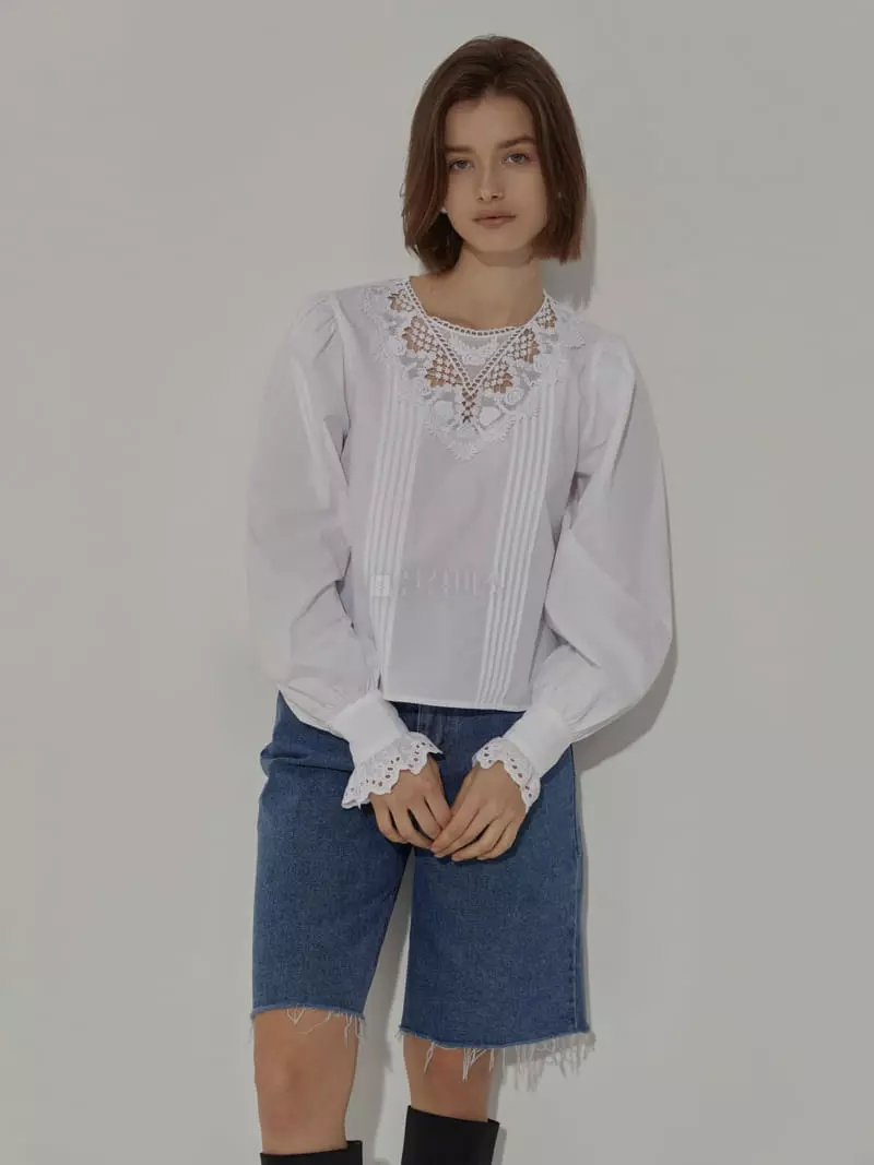 Neroli36 - Korean Women Fashion - #pursuepretty - Lace Pintuck Blouse