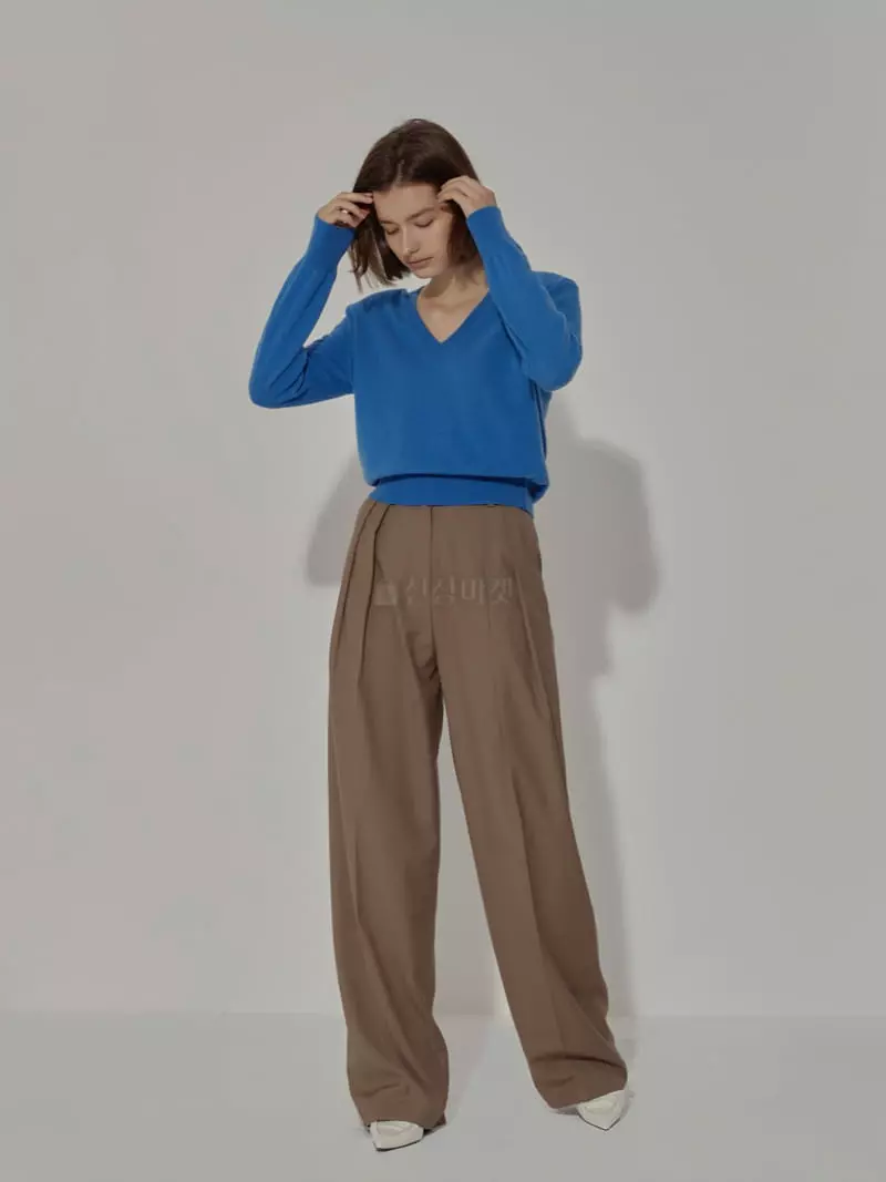 Neroli36 - Korean Women Fashion - #womensfashion - Pad V Knit Tee - 5