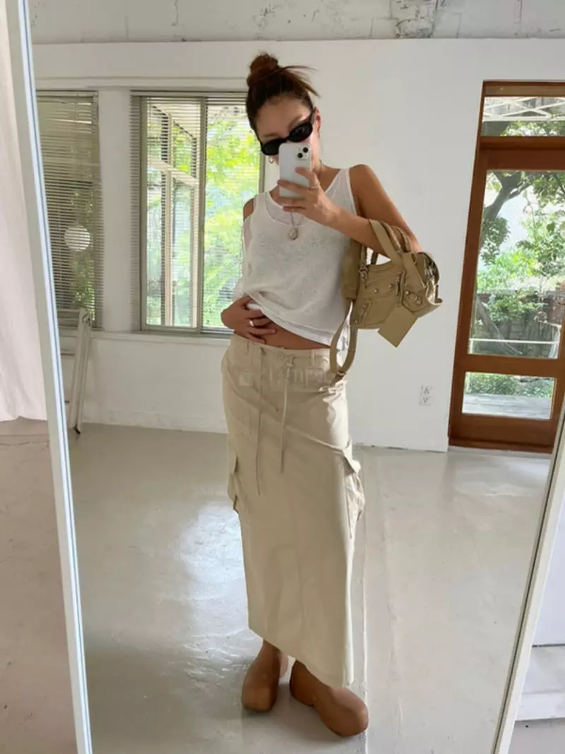 Neuter - Korean Women Fashion - #momslook - Double Sleeveless Tee - 2