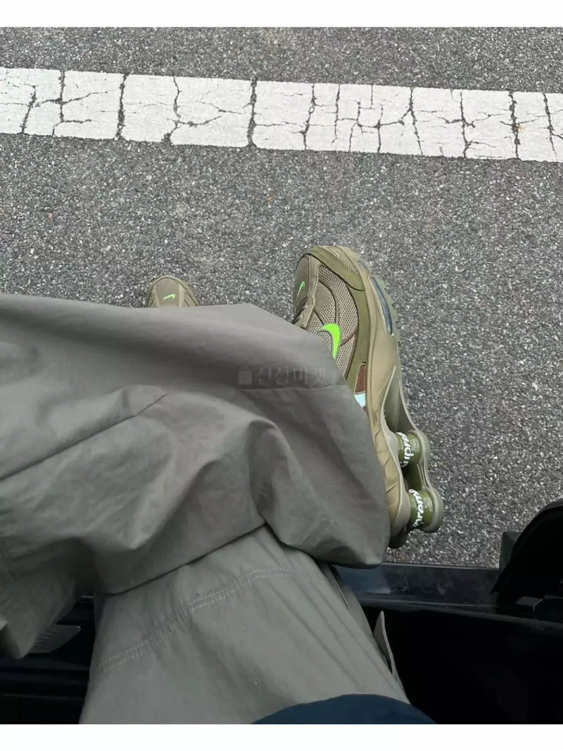 Neuter - Korean Women Fashion - #romanticstyle - Cargo Pants - 4