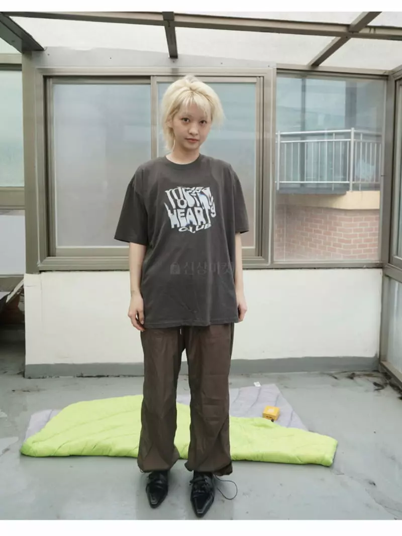 Neuter - Korean Women Fashion - #womensfashion - Club Tee - 11