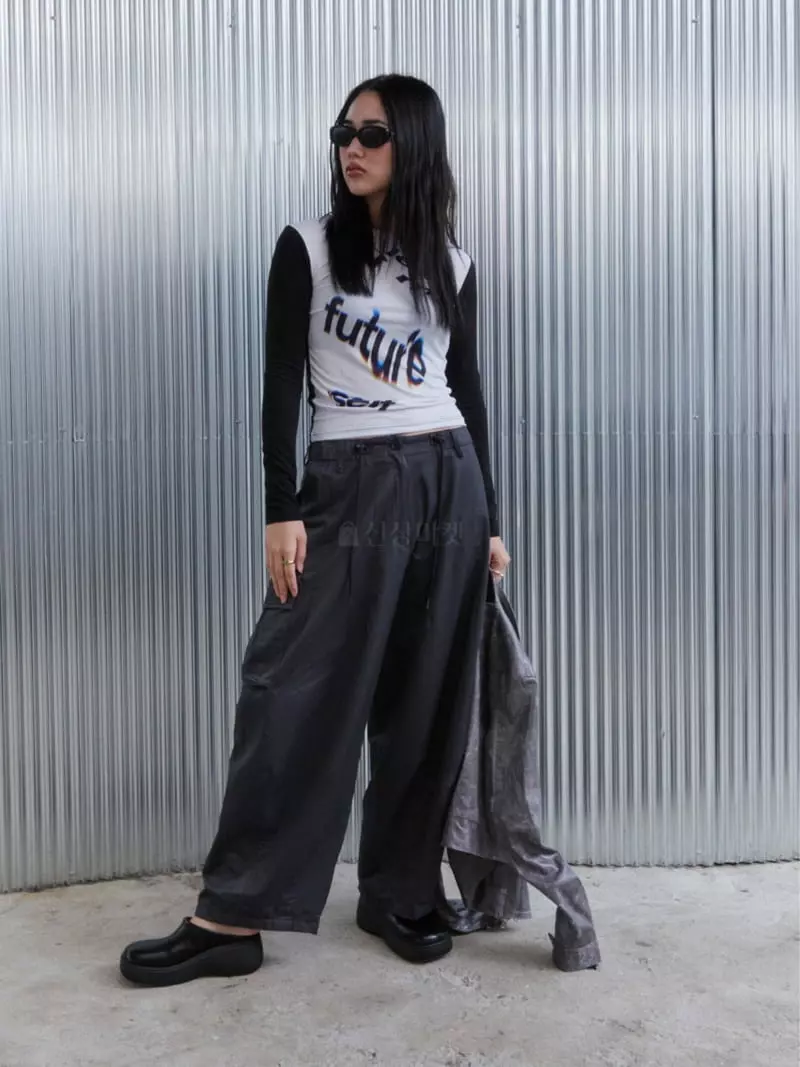 Neuter - Korean Women Fashion - #womensfashion - Future Front Tee - 8