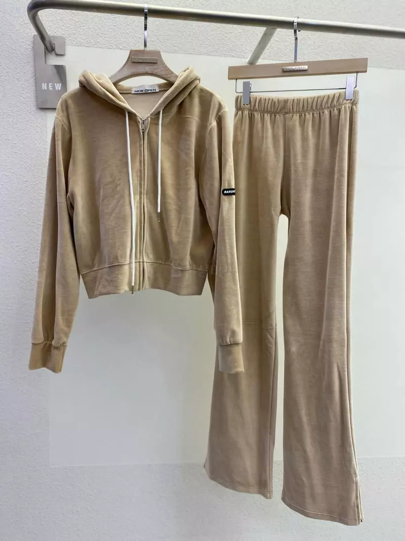 New Open - Korean Women Fashion - #momslook - Abello Velvet Pants - 3