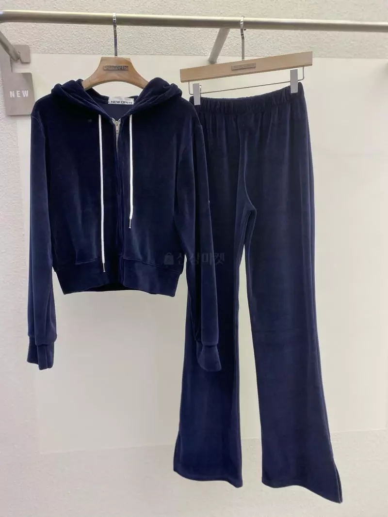New Open - Korean Women Fashion - #momslook - Abello Velvet Pants - 5