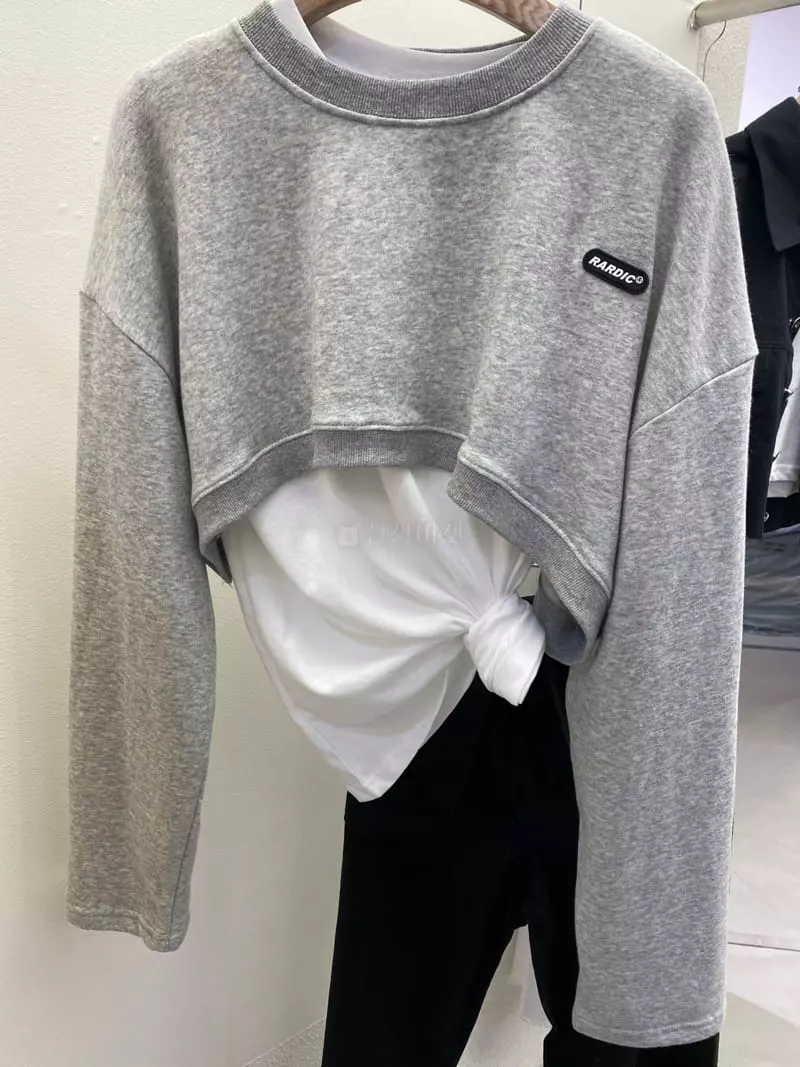 New Open - Korean Women Fashion - #momslook - Soft Mini Crop Sweatshirt - 3