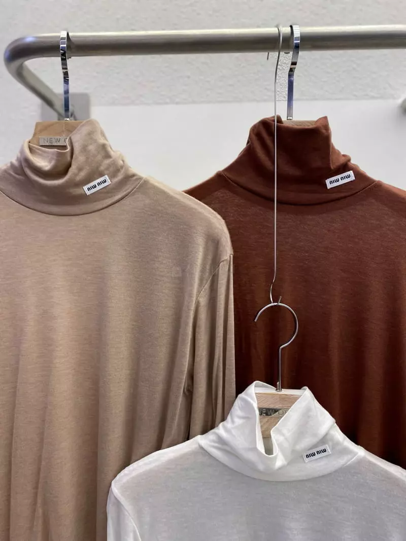 New Open - Korean Women Fashion - #restrostyle - Mue Turtleneck Tee - 2