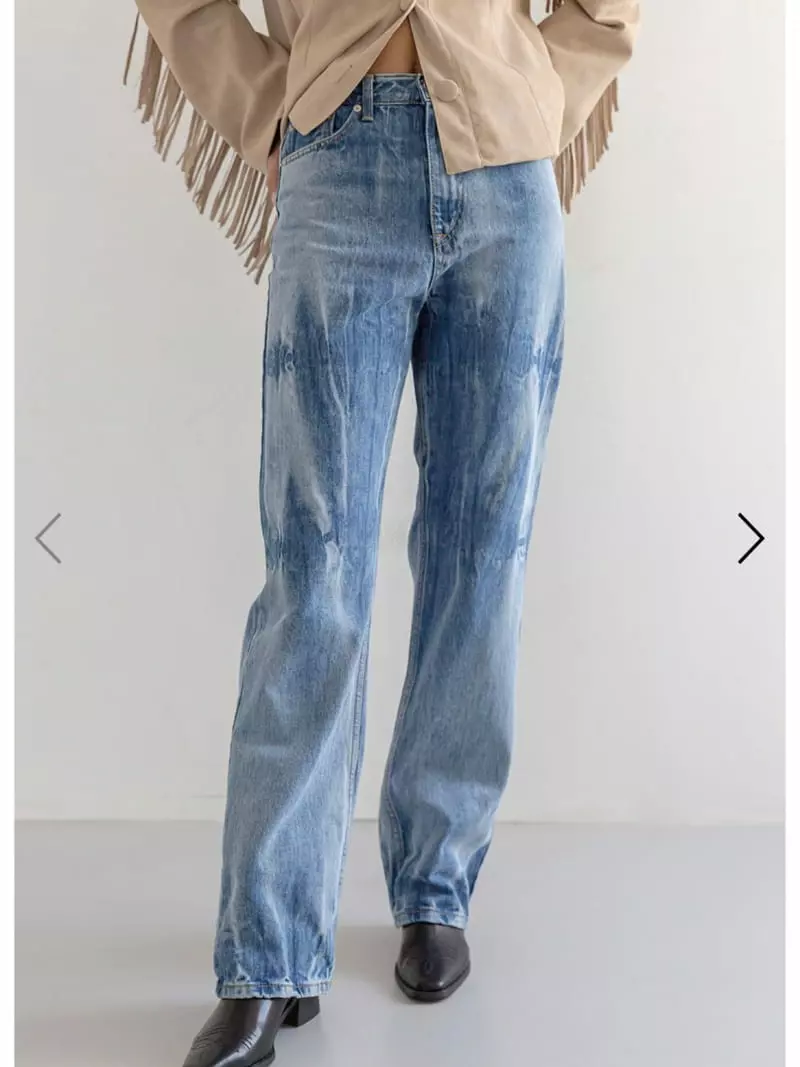Newjersey - Korean Women Fashion - #restrostyle - Drawing Washing Jeans - 3