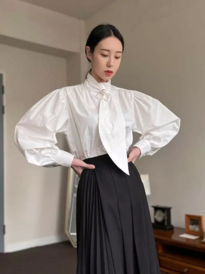 Newtro_Mood - Korean Women Fashion - #womensfashion - Lif Tie Blouse - 4