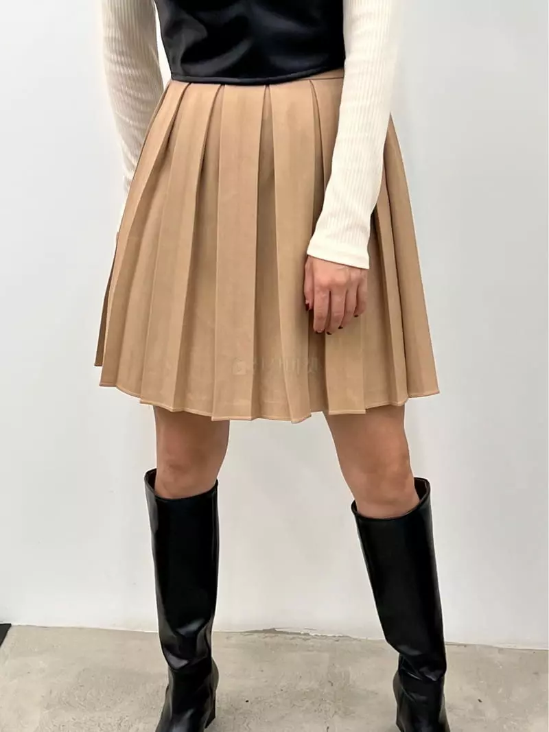 Newtro_Mood - Korean Women Fashion - #momslook - Tori Pleats Wrinkle Mini Skirt - 2