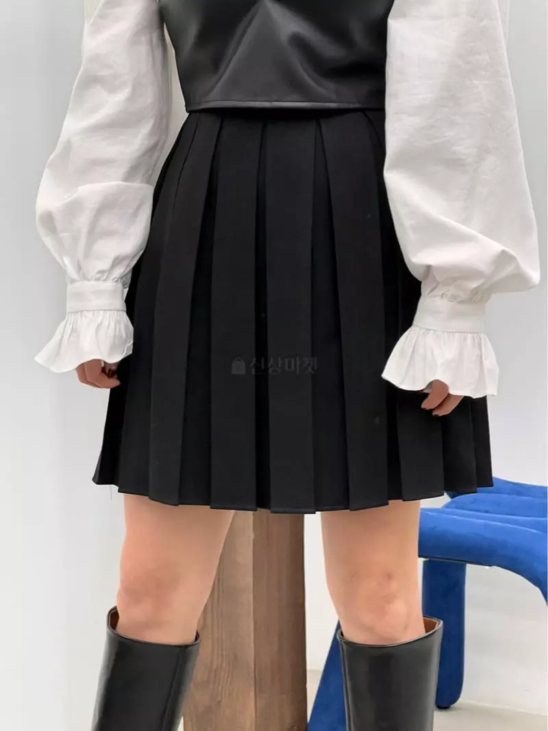 Newtro_Mood - Korean Women Fashion - #vintageinspired - Tori Pleats Wrinkle Mini Skirt - 8