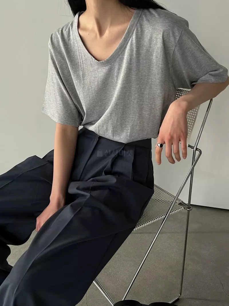 Normal - Korean Women Fashion - #womensfashion - Modern U Neck Tee
