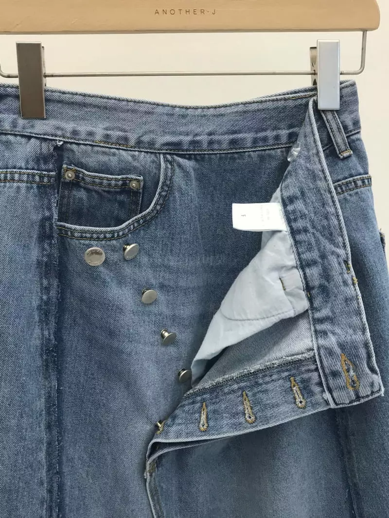 Nutplan - Korean Women Fashion - #momslook - Levis Slit Skirt - 2