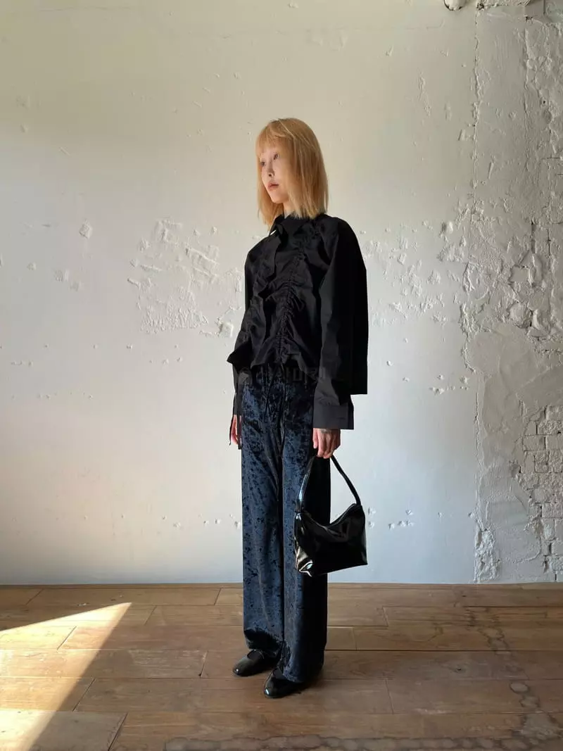 Nyunyu-Seoul - Korean Women Fashion - #momslook - Mug Blouse - 2