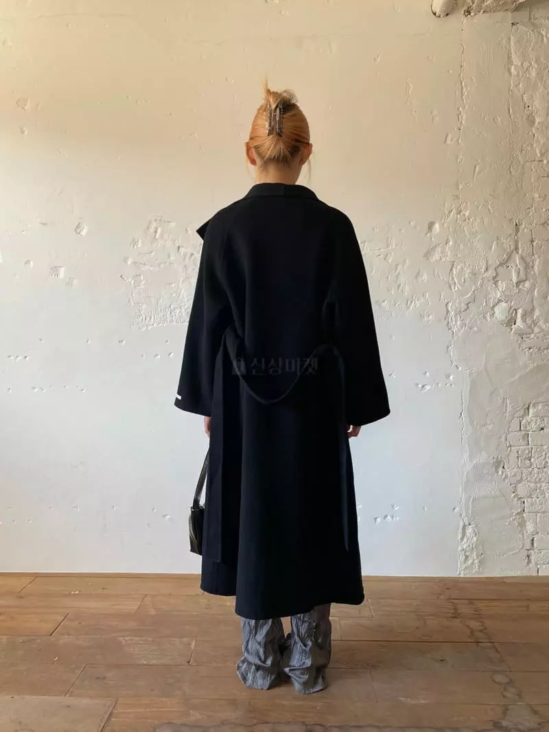 Nyunyu-Seoul - Korean Women Fashion - #momslook - Mane Coat - 5