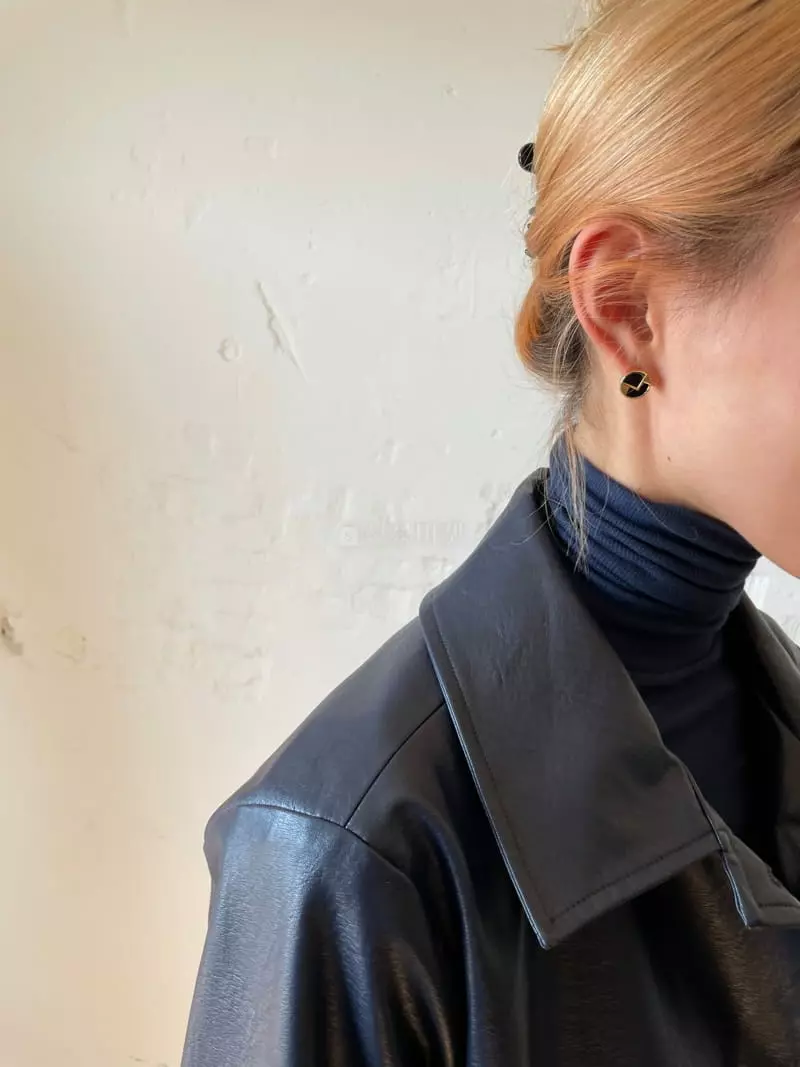 Nyunyu-Seoul - Korean Women Fashion - #momslook - Gold One Earring - 8
