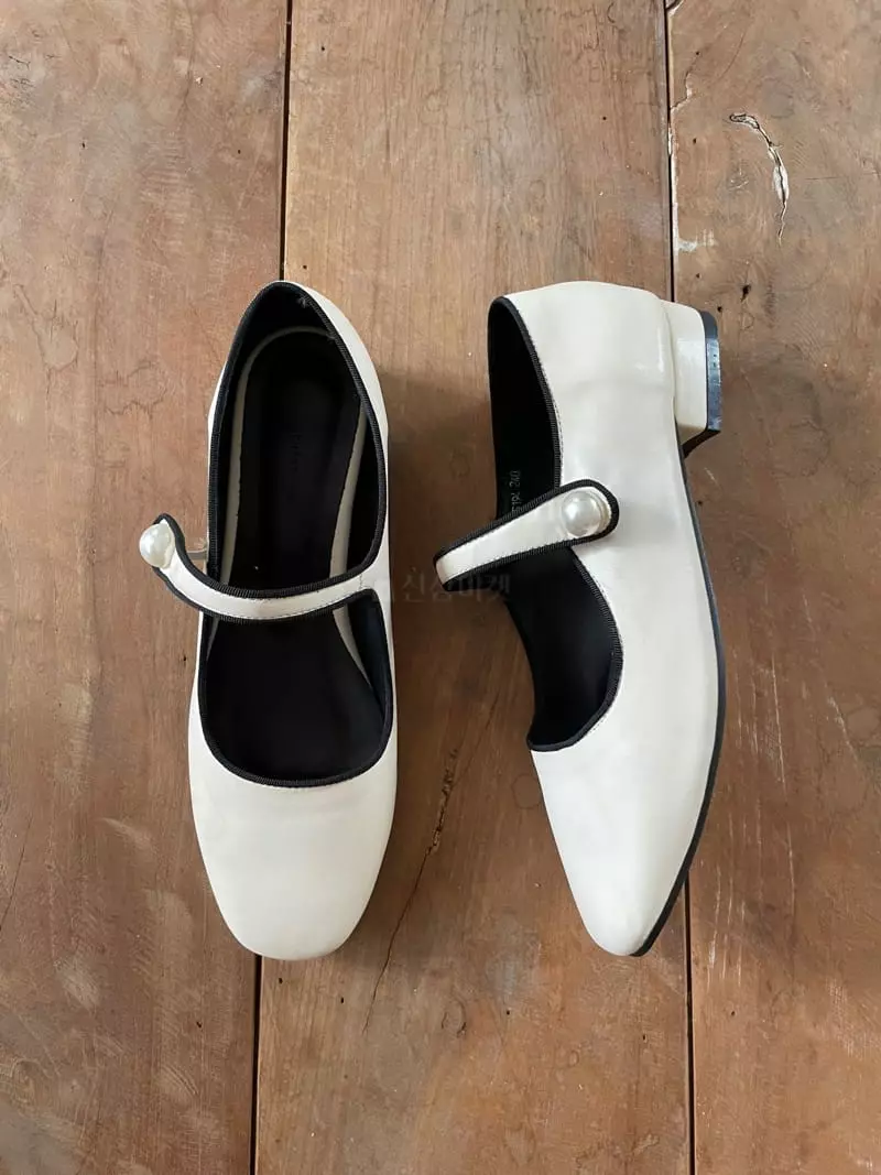 Nyunyu-Seoul - Korean Women Fashion - #momslook - Poin Flat - 9