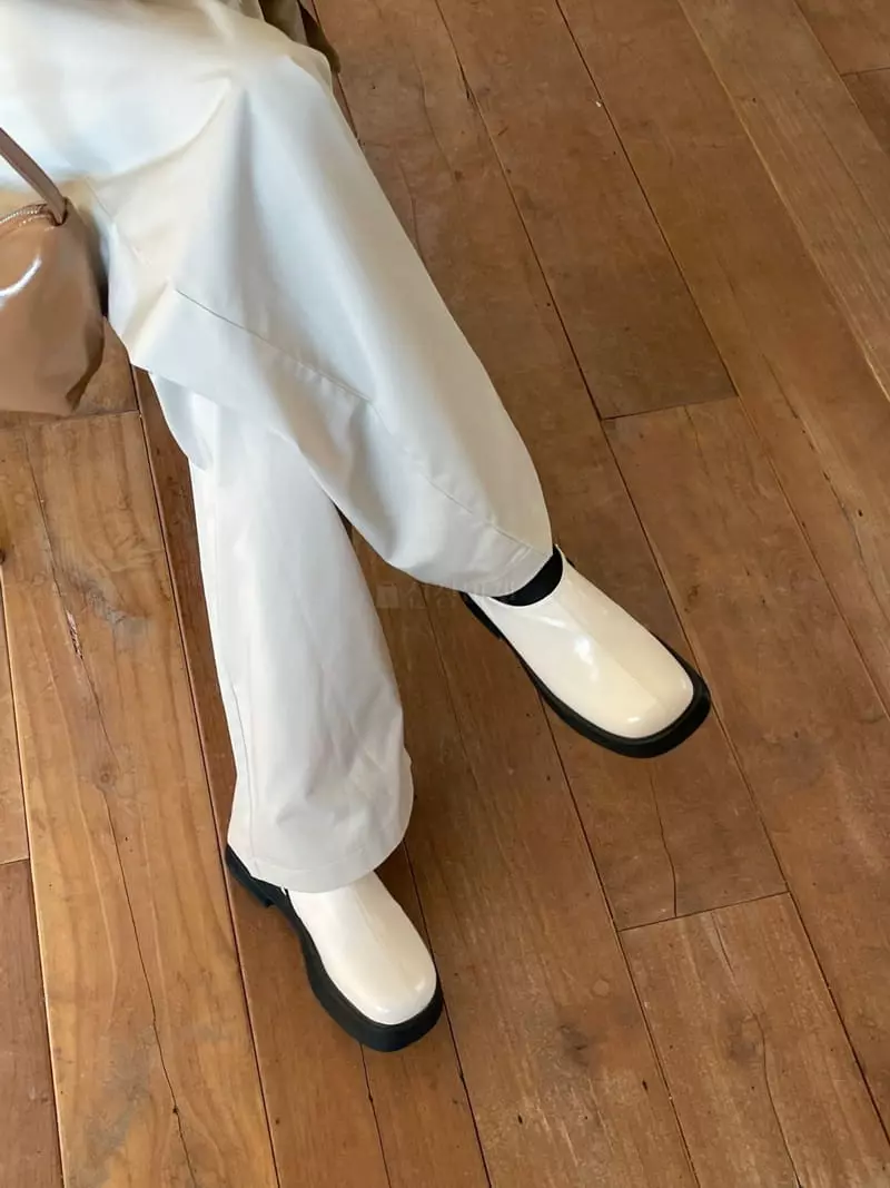 Nyunyu-Seoul - Korean Women Fashion - #momslook - One Zipper Loafer - 7
