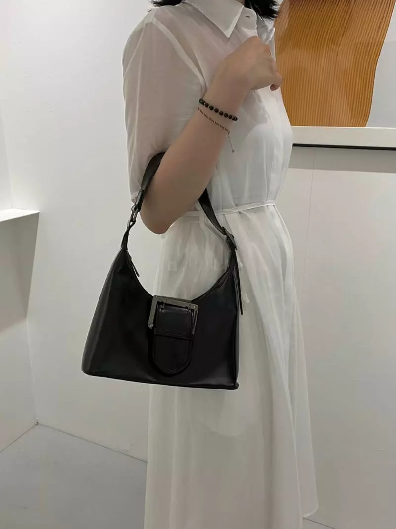 Nyunyu-Seoul - Korean Women Fashion - #thatsdarling - Molly Buckle Bag - 3