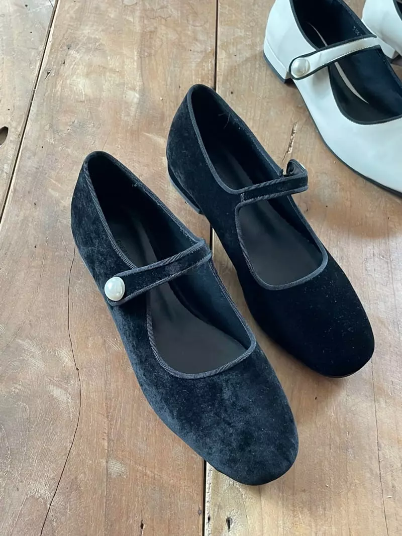 Nyunyu-Seoul - Korean Women Fashion - #thatsdarling - Poin Flat - 7