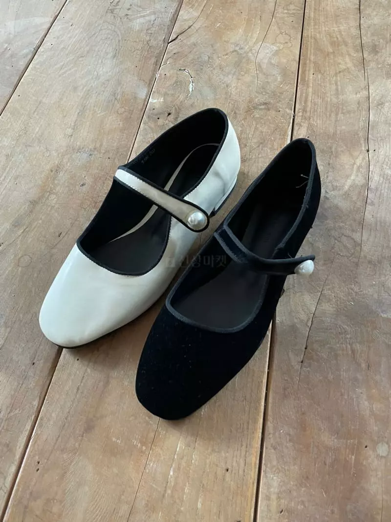Nyunyu-Seoul - Korean Women Fashion - #thelittlethings - Poin Flat - 8