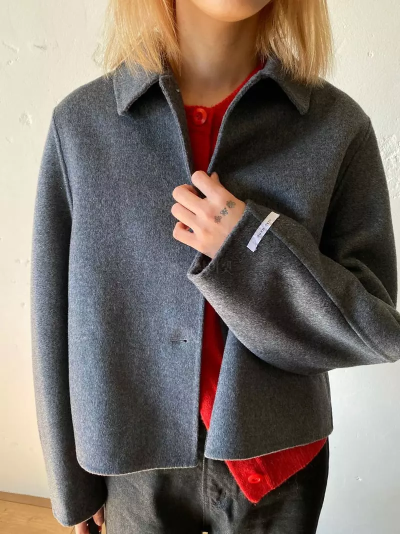 Nyunyu-Seoul - Korean Women Fashion - #womensfashion - Unbal Crop Coat - 10