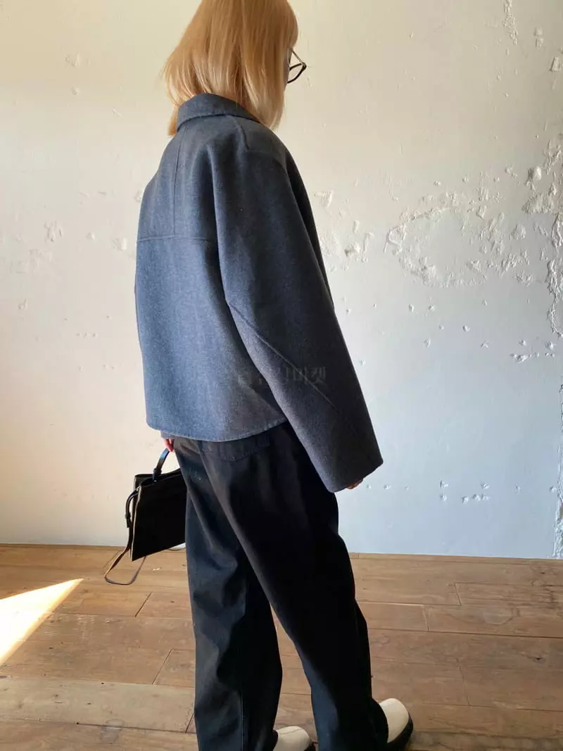 Nyunyu-Seoul - Korean Women Fashion - #womensfashion - Unbal Crop Coat - 6