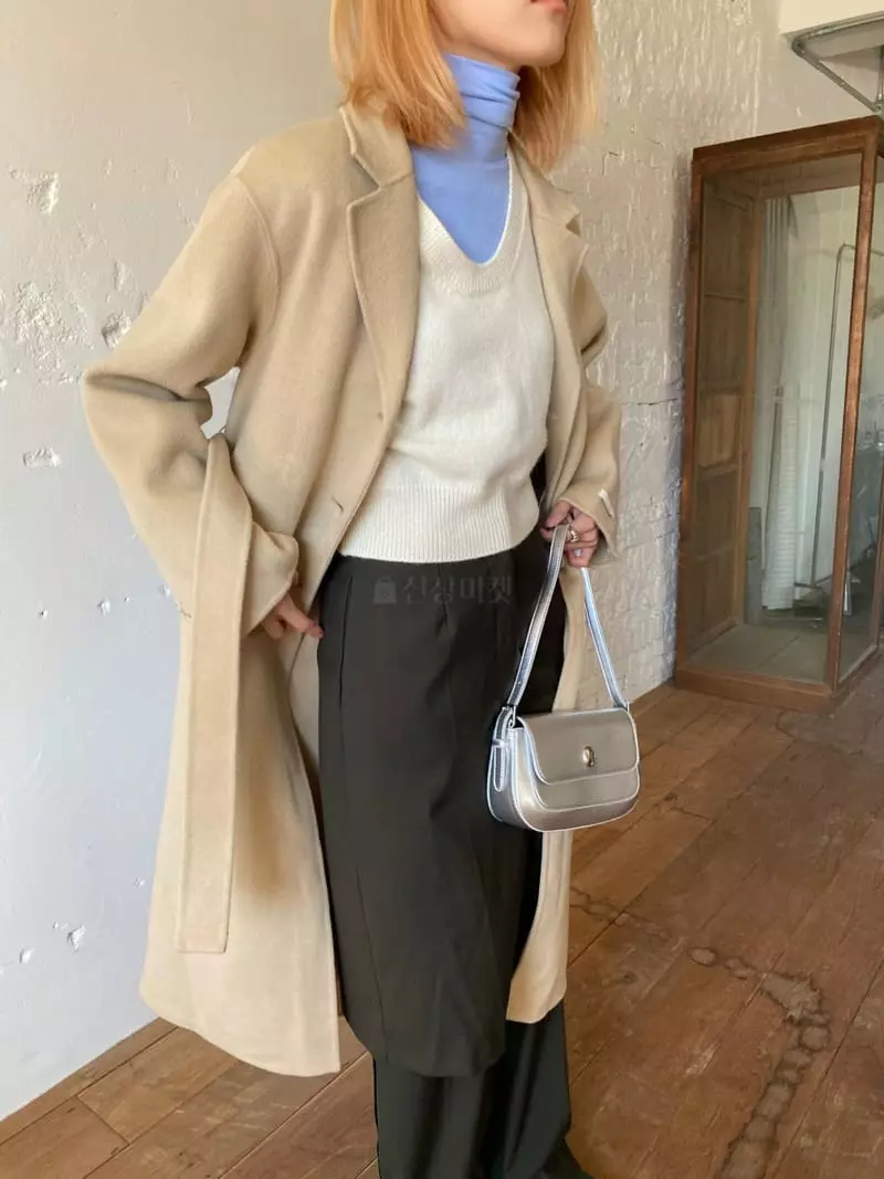 Nyunyu-Seoul - Korean Women Fashion - #womensfashion - Three Button Coat - 11