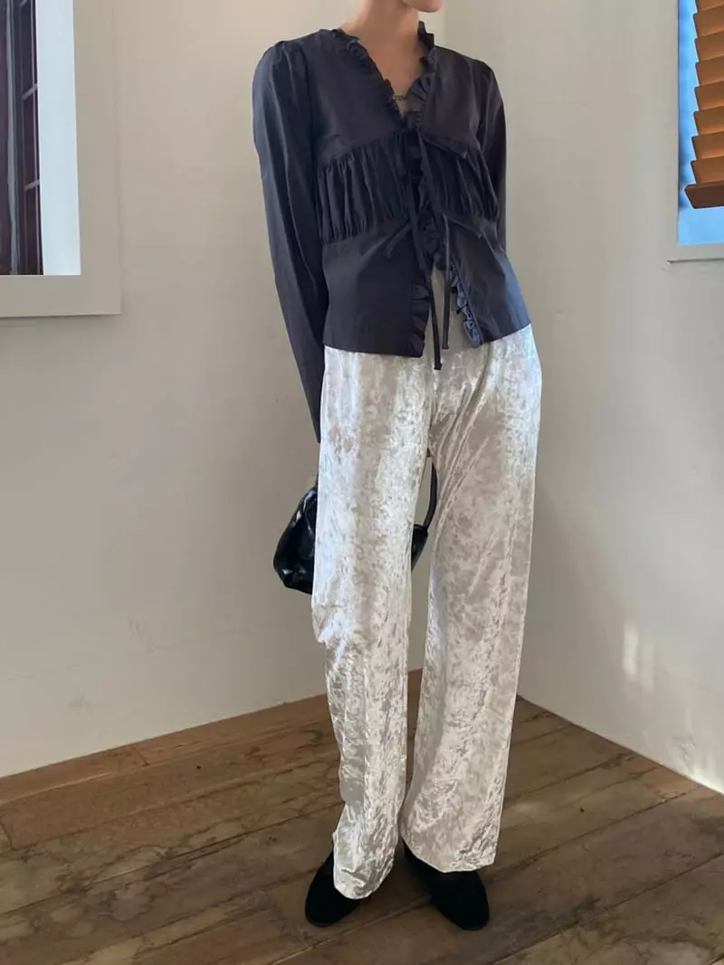 Nyunyu-Seoul - Korean Women Fashion - #womensfashion - Ruffle Blouse - 11