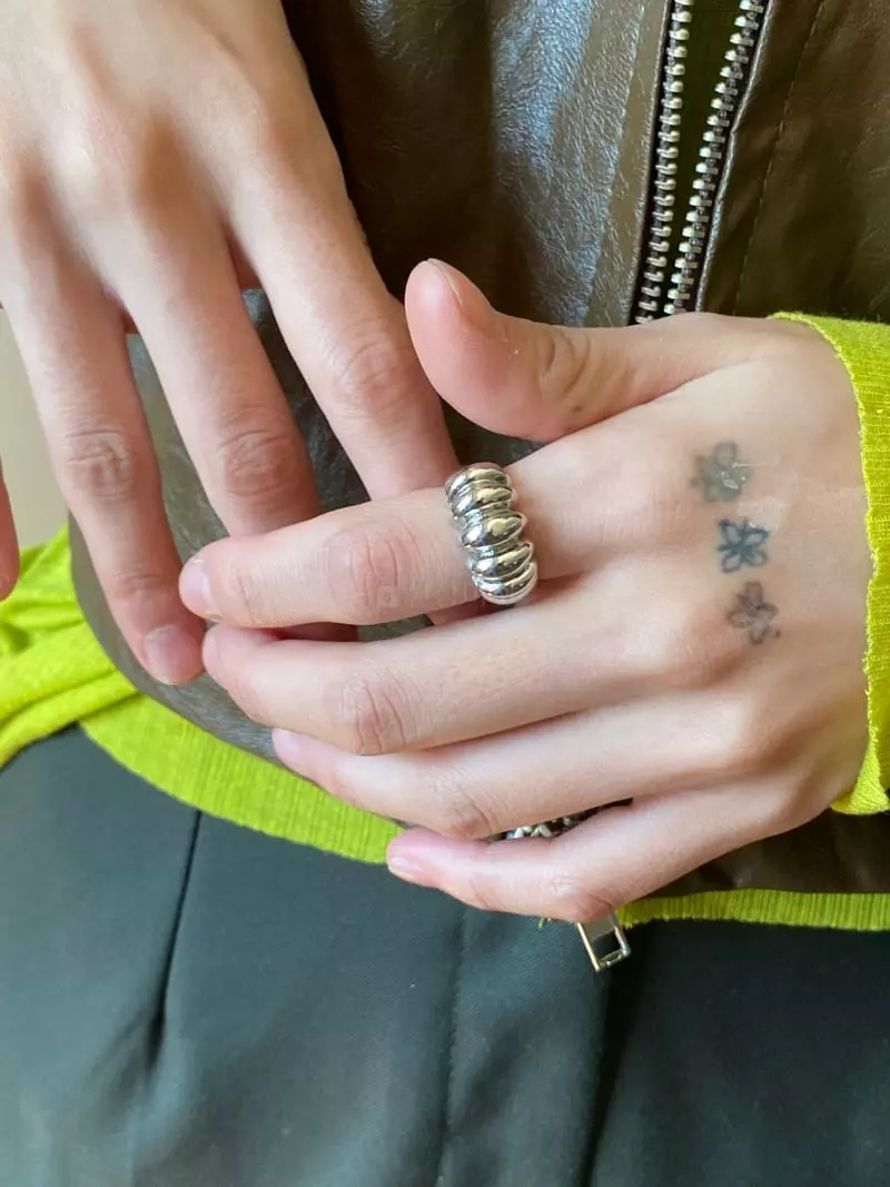 Nyunyu-Seoul - Korean Women Fashion - #womensfashion - R Pie Ring - 2