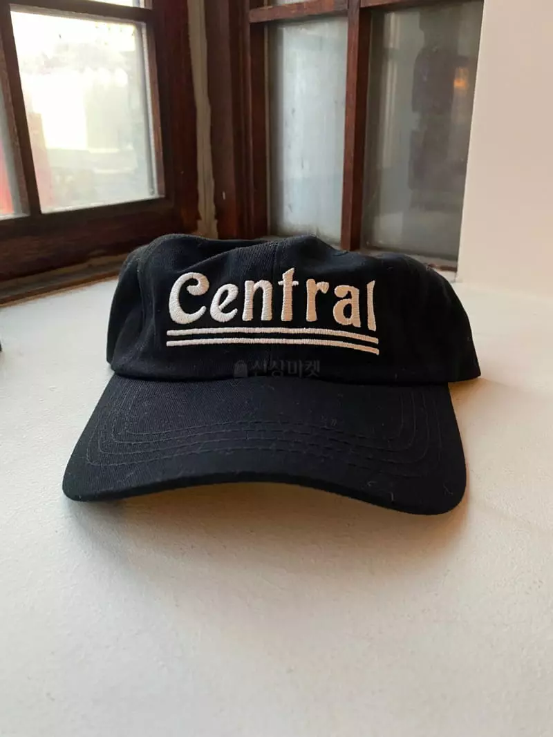 Nyunyu Wear - Korean Women Fashion - #momslook - Central Cap - 2