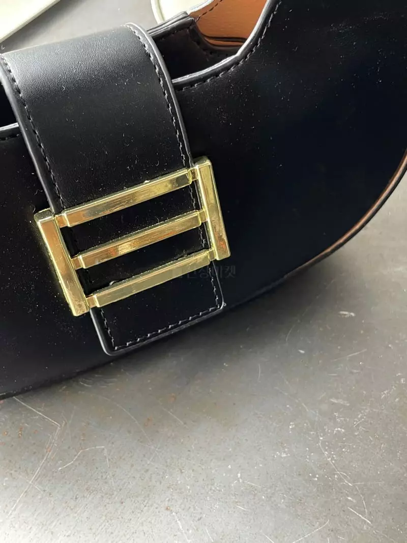 Nyunyu Wear - Korean Women Fashion - #momslook - Half Moon Bag
