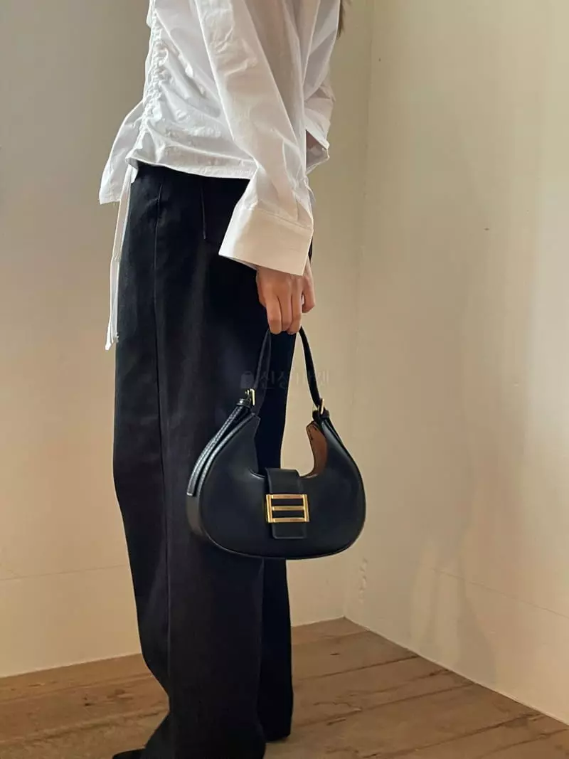 Nyunyu Wear - Korean Women Fashion - #momslook - Half Moon Bag - 3