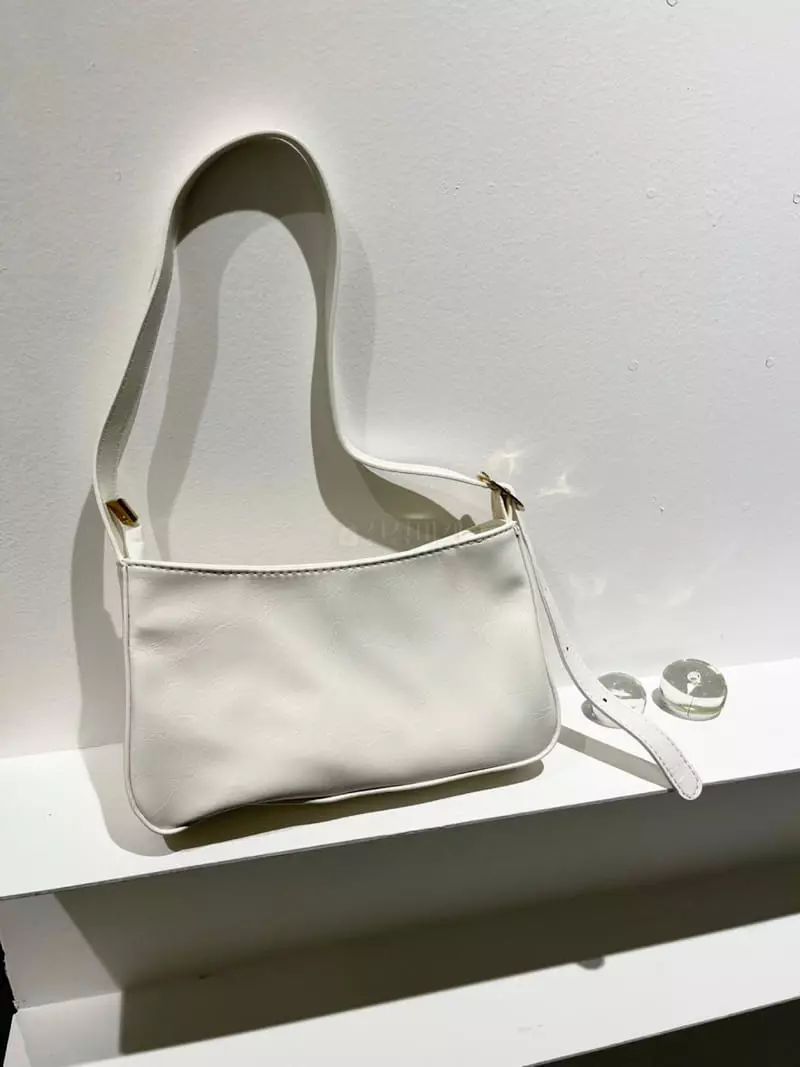 Nyunyu Wear - Korean Women Fashion - #momslook - Loui Shoulder Bag - 5