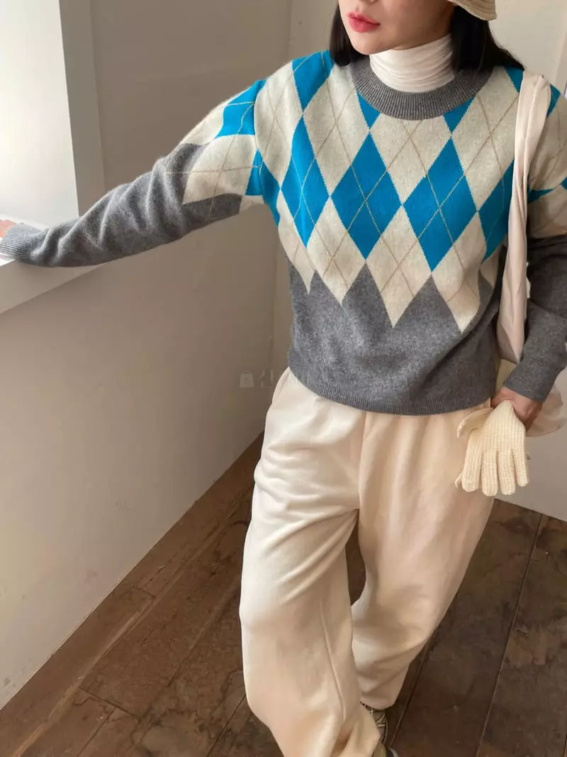 Nyunyu Wear - Korean Women Fashion - #momslook - Argyle Knit Tee - 7