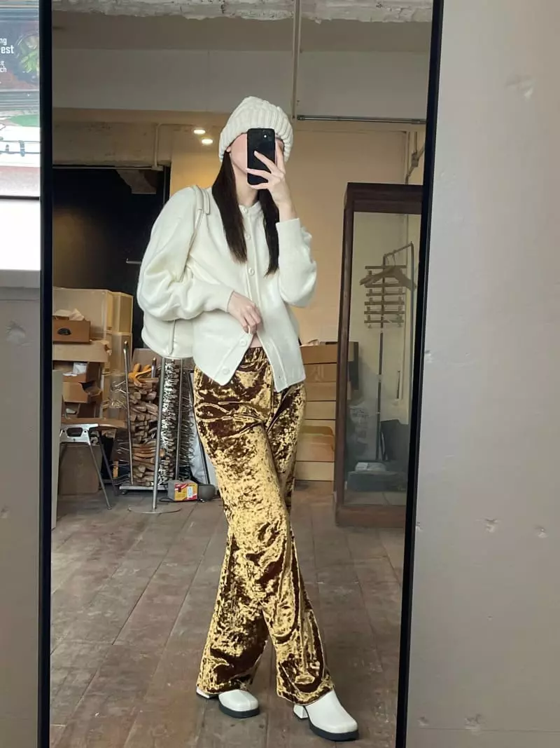 Nyunyu Wear - Korean Women Fashion - #momslook - Velvet Pants - 12