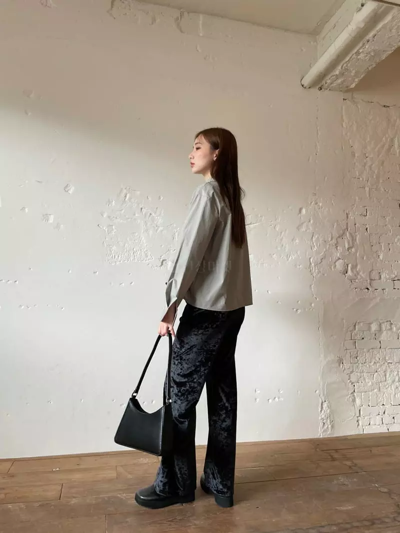 Nyunyu Wear - Korean Women Fashion - #momslook - Lang V Bag - 3