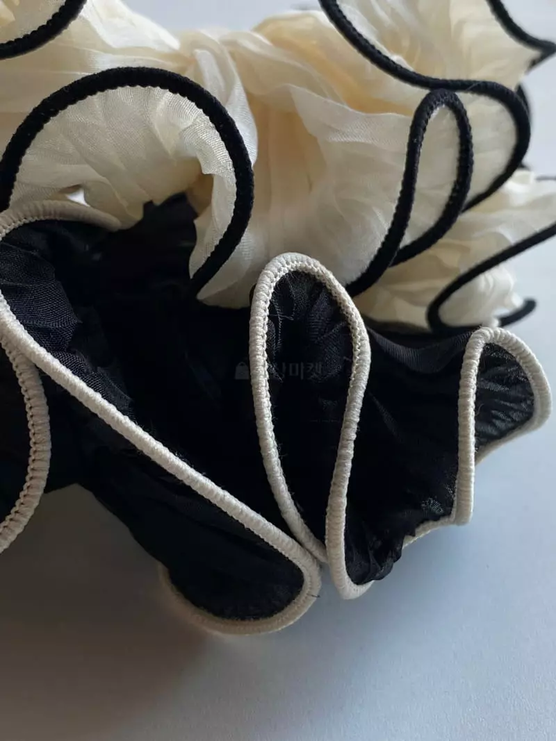 Nyunyu Wear - Korean Women Fashion - #momslook - Frill Chou Hairring - 10