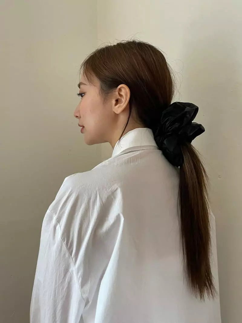 Nyunyu Wear - Korean Women Fashion - #momslook - Big Leather Hairring - 6