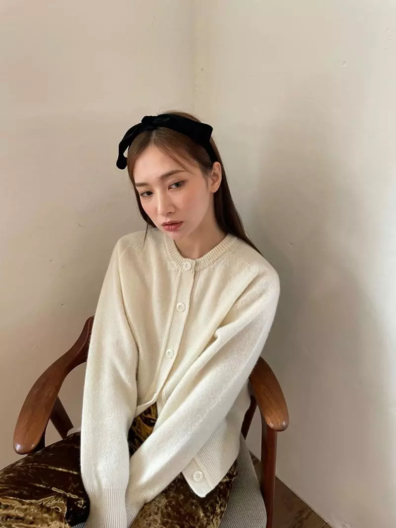 Nyunyu Wear - Korean Women Fashion - #momslook - Hairbandiddle Bone Hairband