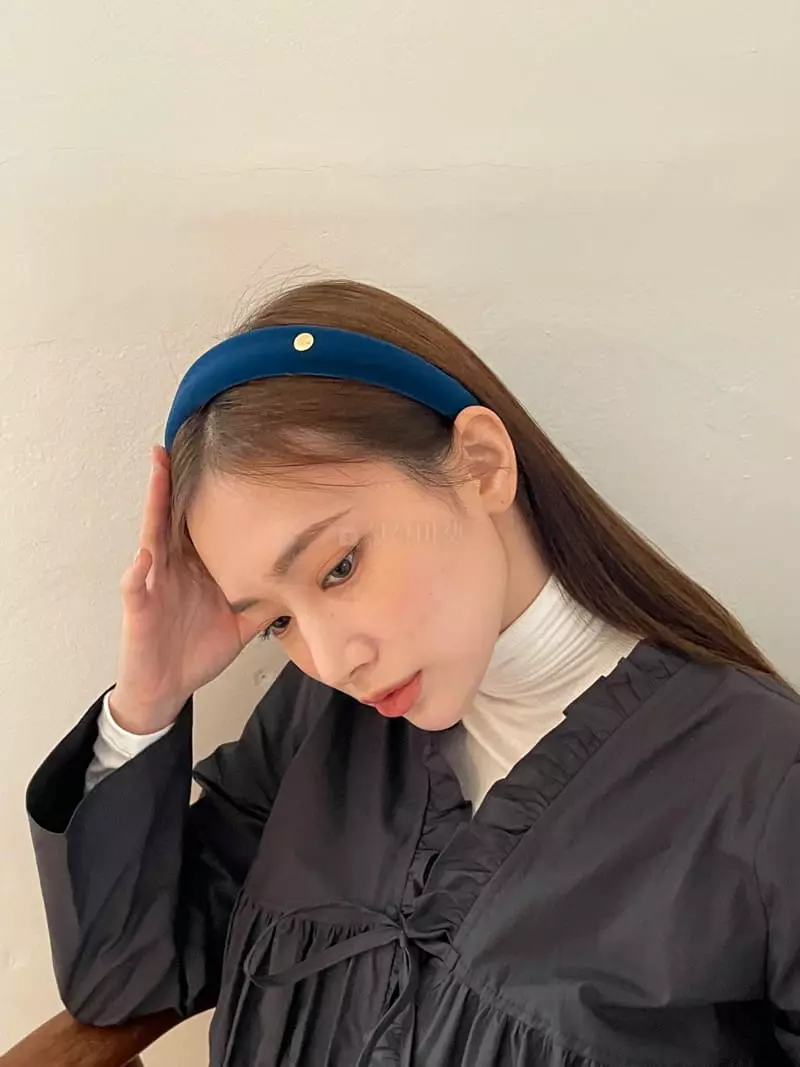 Nyunyu Wear - Korean Women Fashion - #momslook - Dotu Velbet Hairband - 3