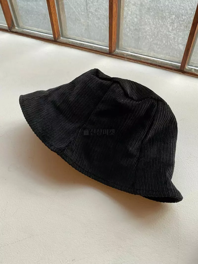 Nyunyu Wear - Korean Women Fashion - #momslook - Bru Kin Hat - 5