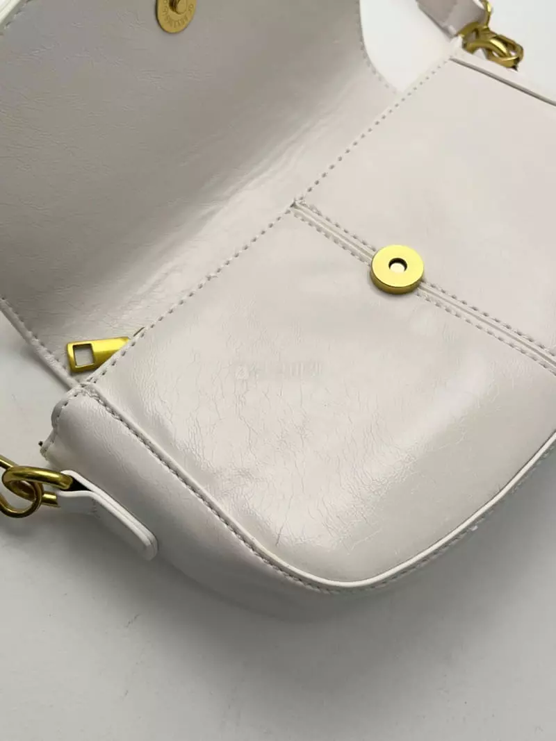 Nyunyu Wear - Korean Women Fashion - #pursuepretty - Banrlm Half Bag - 12